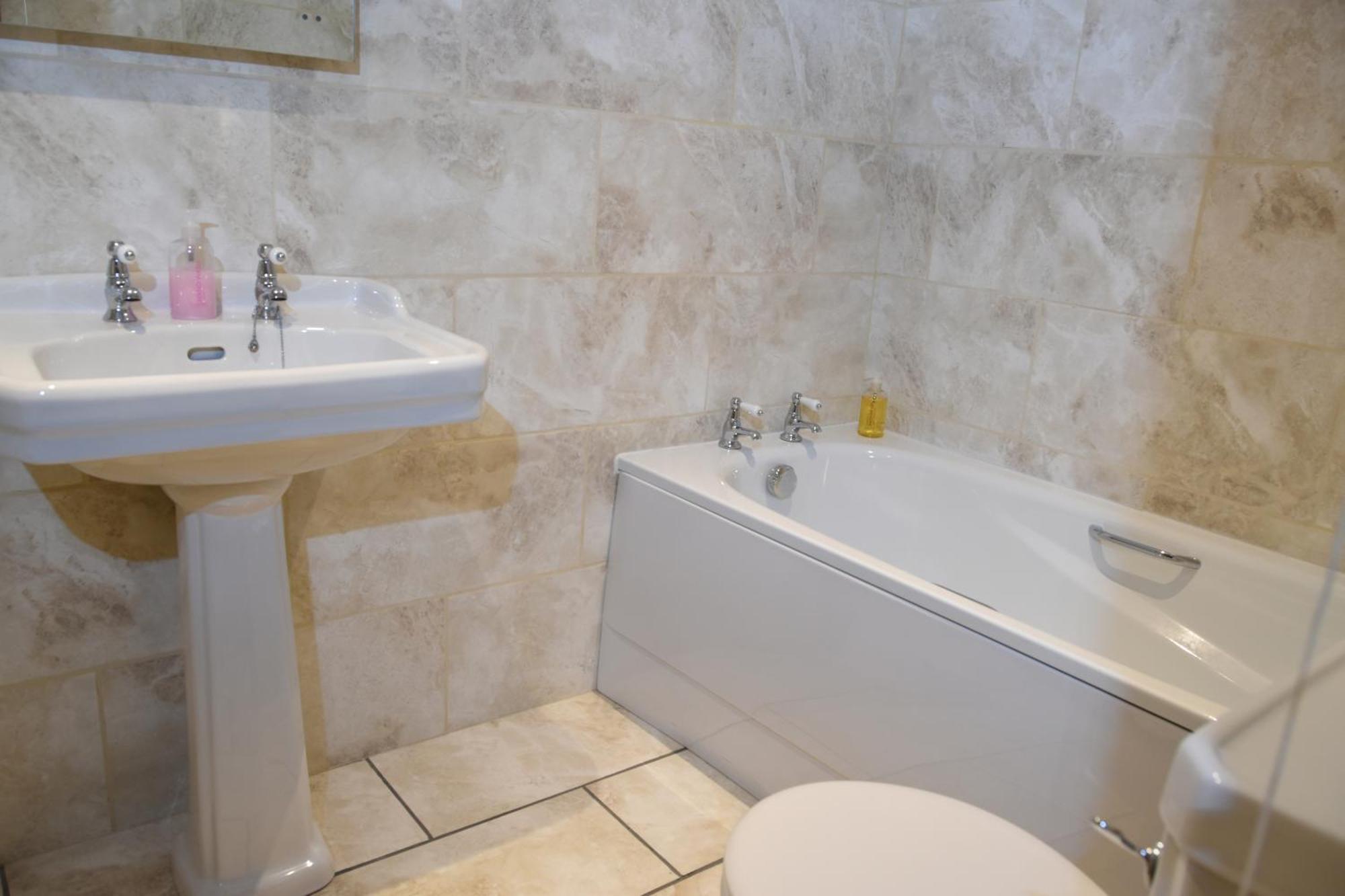 Bed and Breakfast Manor Farm Egerton Malpas  Номер фото