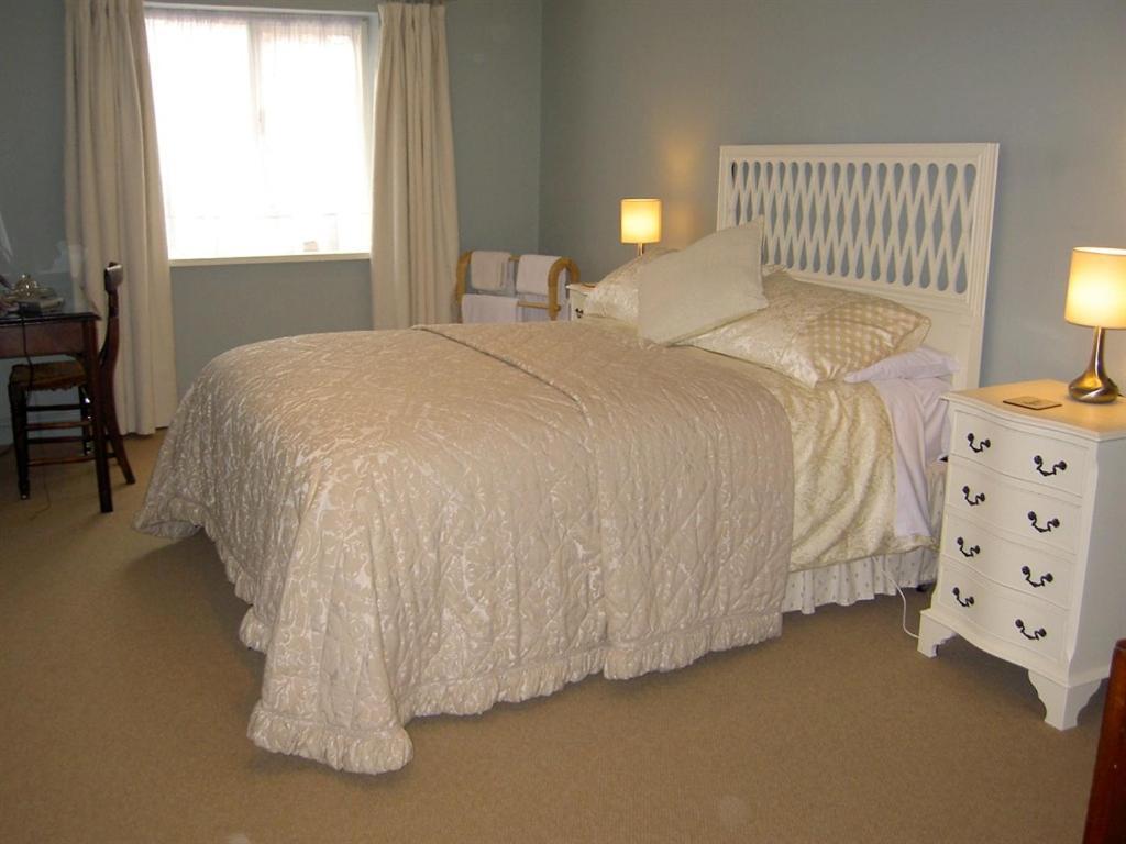 Bed and Breakfast Manor Farm Egerton Malpas  Номер фото